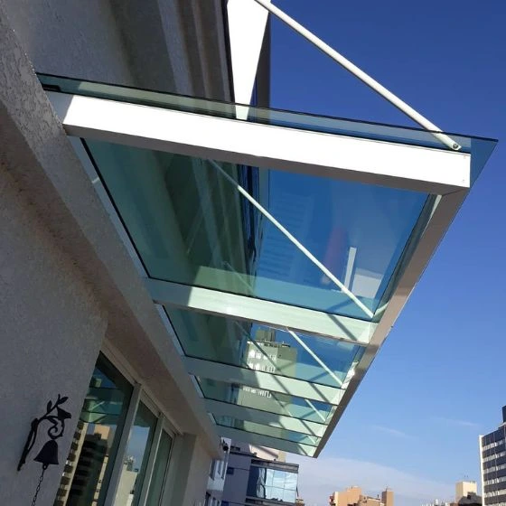 Pergolados de Ferro com Vidro em Aguaí - Projeto 10