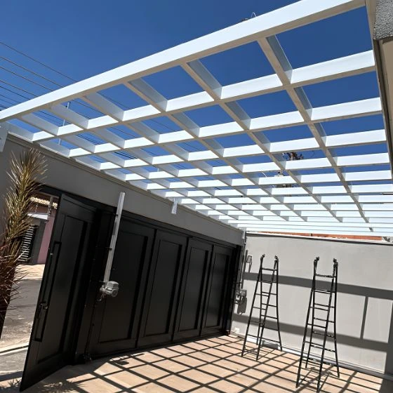Pergolados de Ferro com Vidro em Aguaí - Projeto 4