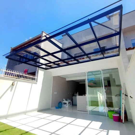 Pergolados de Ferro com Vidro em Aguaí - Projeto 7